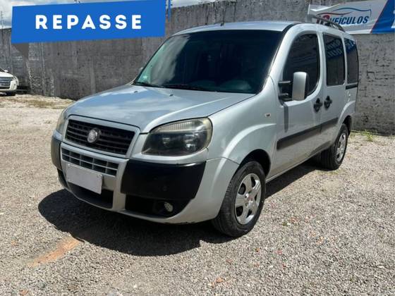 FIAT DOBLÒ 1.8 MPI ESSENCE 7L 16V FLEX 4P MANUAL FIAT DOBLÒ 1.8 MPI ESSENCE 7L 16V FLEX 4P MANUAL